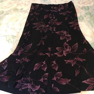 Briggs New York Skirt